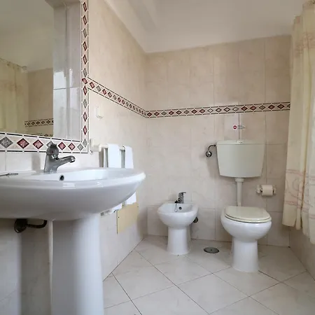 Goncalves Villa Albufeira