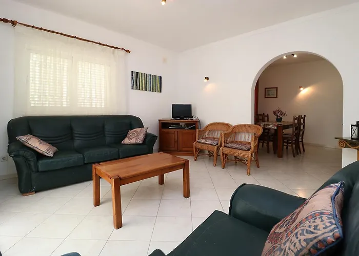 Goncalves * 阿尔布费拉